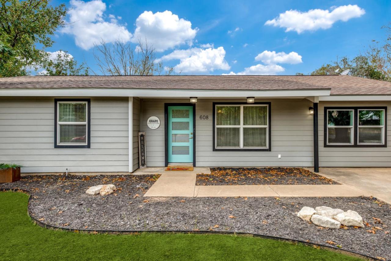 Cozy 4 Bedroom Home Blocks To Main Street And Wineries Fredericksburg Exterior foto